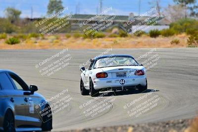 media/Oct-18-2025-Extreme Speed (Sat) [[d6d7e1fef1]]/Group 3 Purple/Session 3 (Turn 1)/